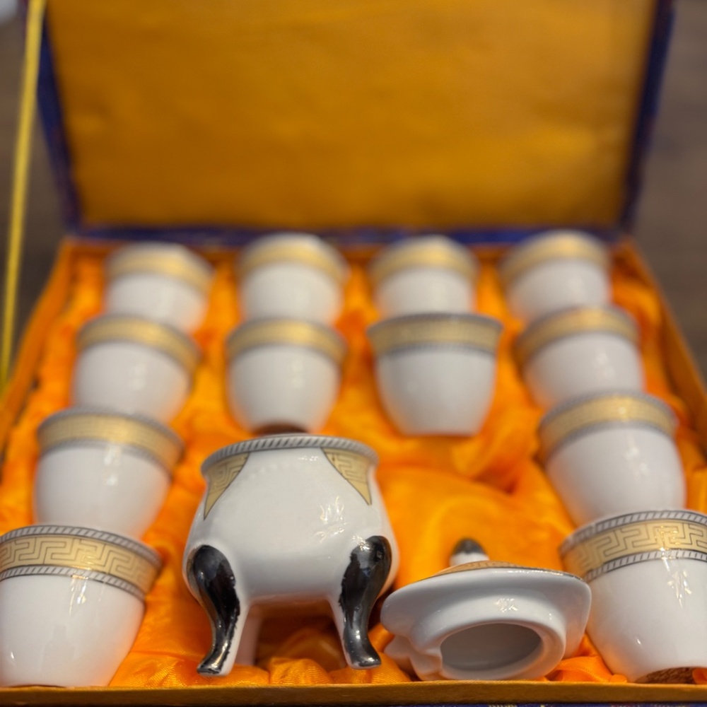 ✨ Vintage 14pc 24K Gold Greek Key Porcelain Tea & Sake Set